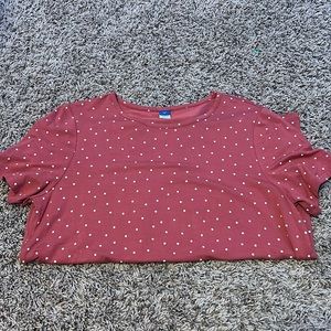 Red polka dot tee